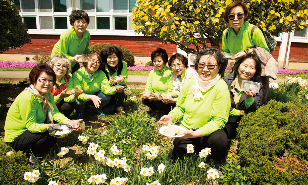 여고 동창회 반세기를 이어가는  10대의 우정